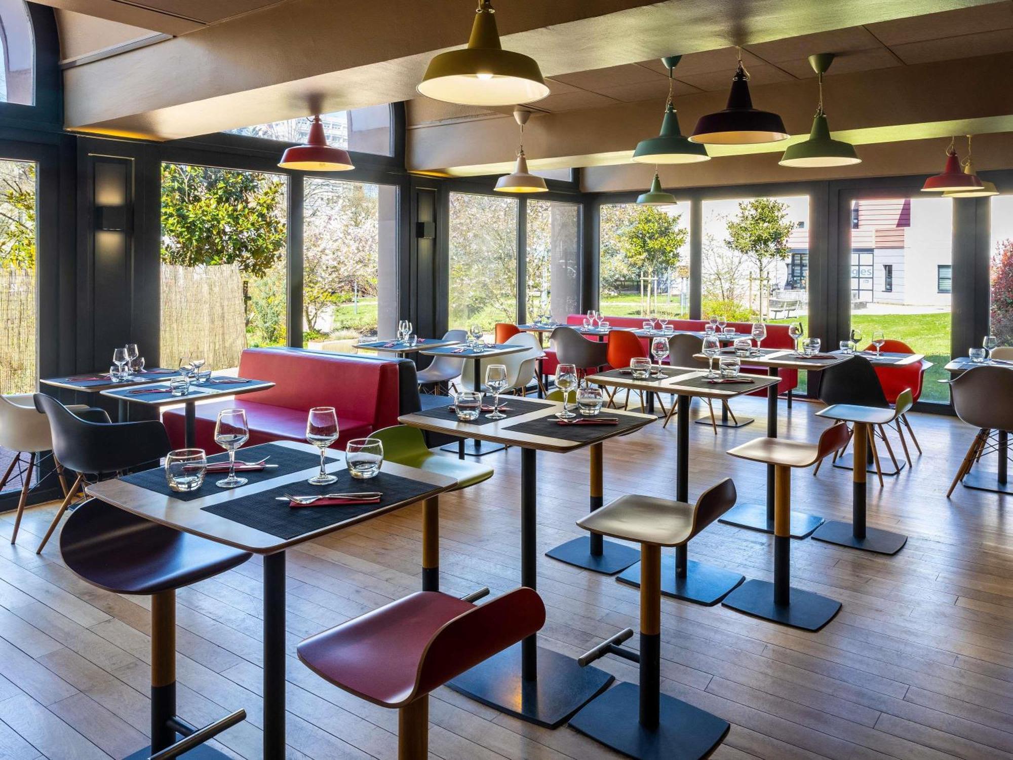 Ibis Epinal Centre Hotell Exteriör bild
