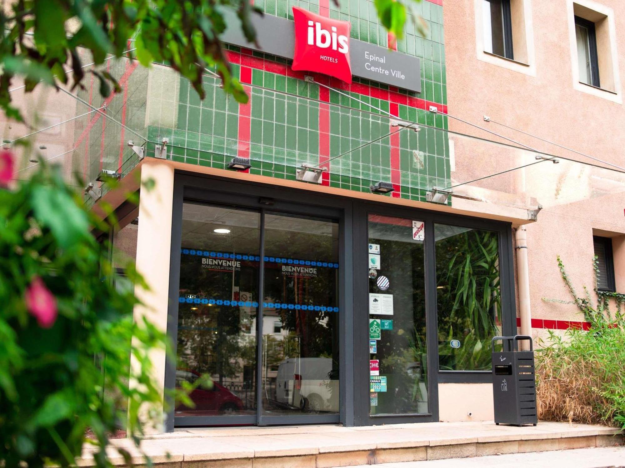 Ibis Epinal Centre Hotell Exteriör bild